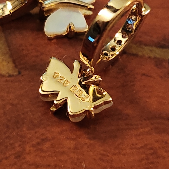 JTV Mother Of Pearl Zircon Gold Over Sterling Butterfly Earrings - Picture 5 of 7